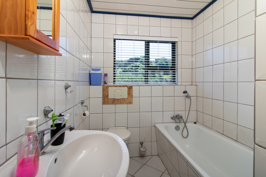 To Let 4 Bedroom Property for Rent in Forest Downs Eastern Cape